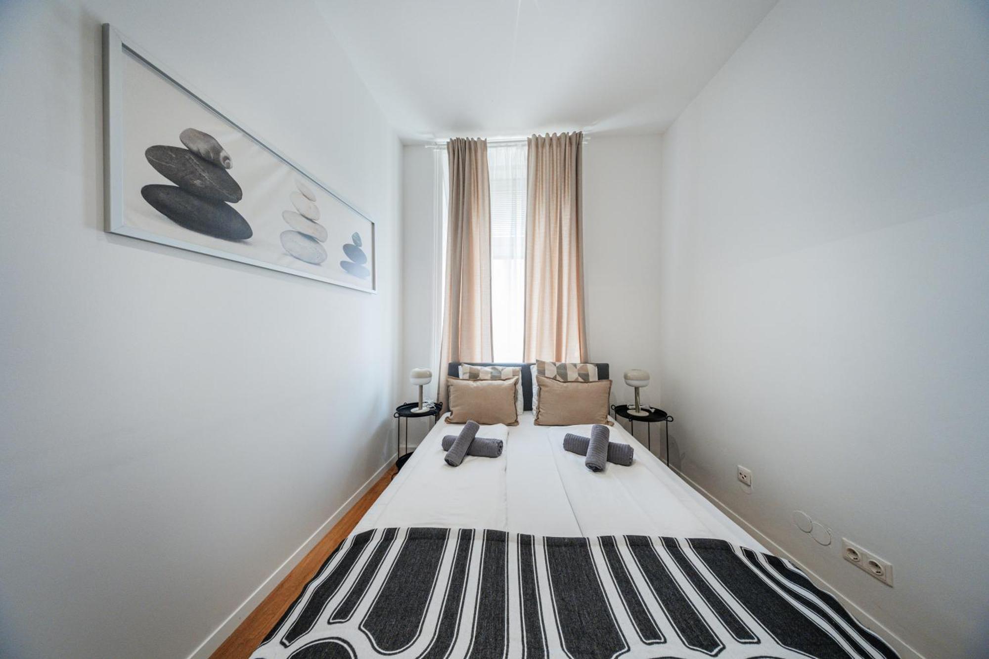 Nice Central City Room Wina Bagian luar foto
